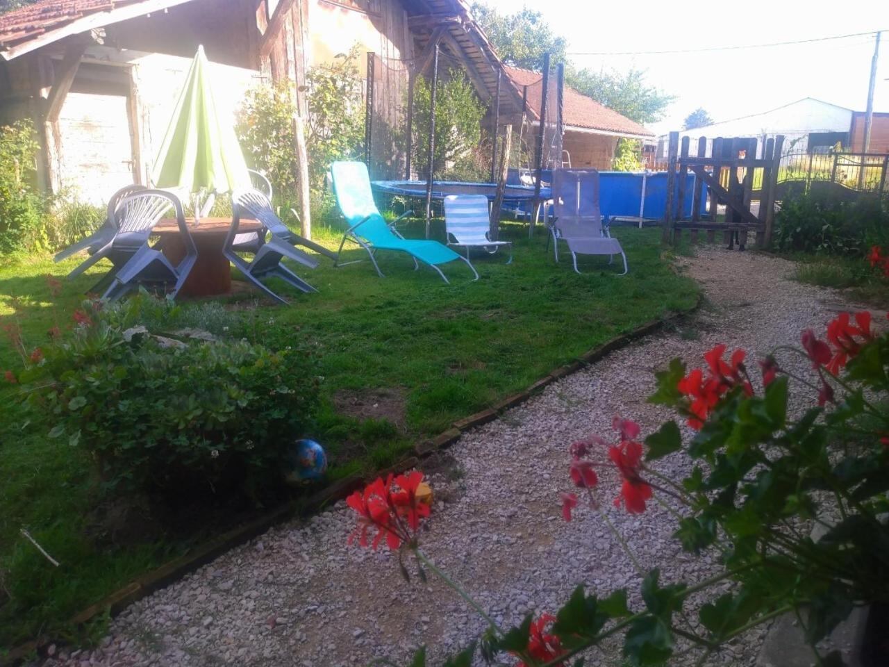 A La Poularde B&B Curciat-Dongalon Oda fotoğraf